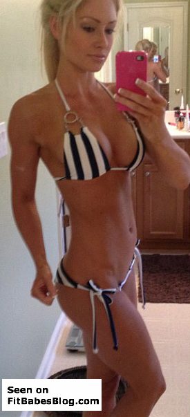 fitbabes cellphone pic