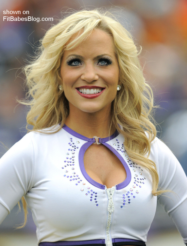 Baltimore Ravens Cheerleader Pic